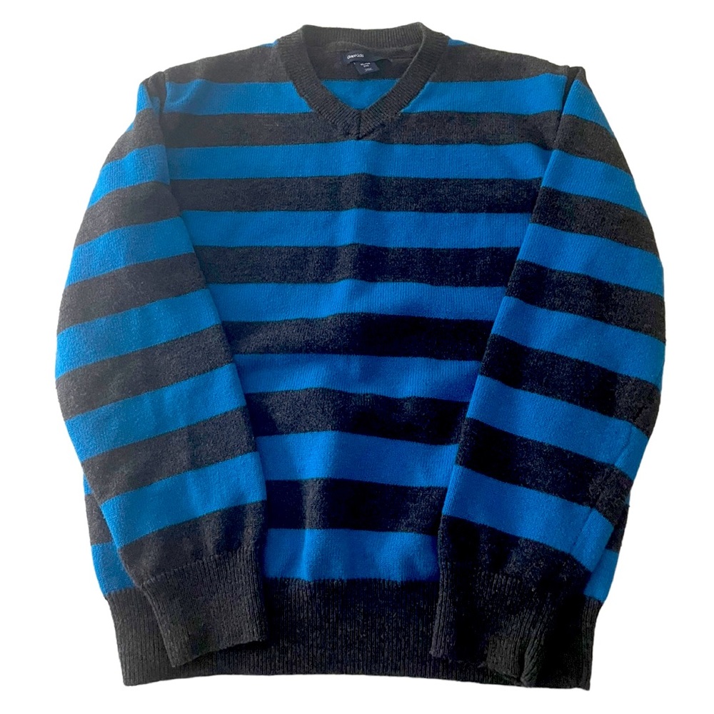 GAP Kids • V Neck Sweater • Boys Size 12 • Blue and Grey • Great Condition